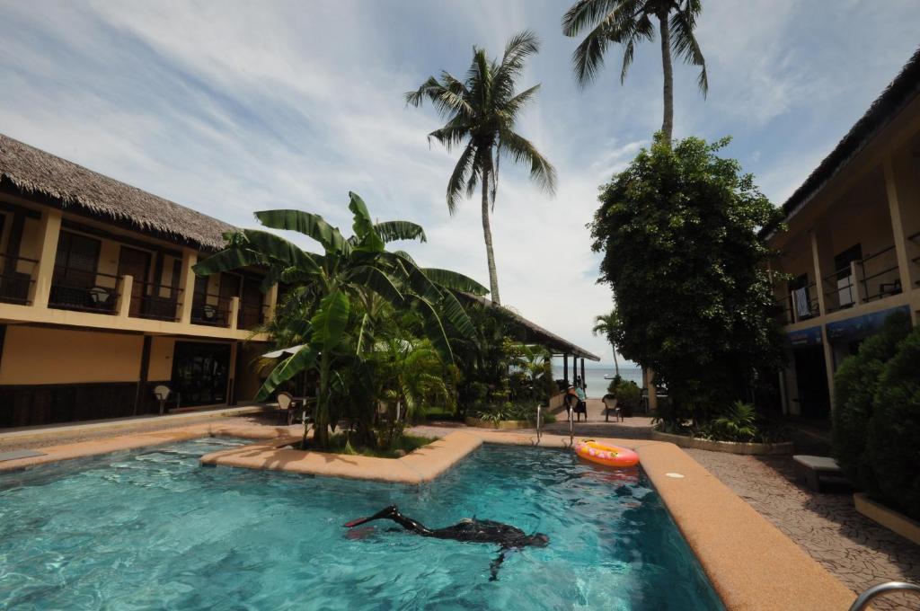 Lalaguna Beach Club And Dive Centre Puerto Galera Buitenkant foto